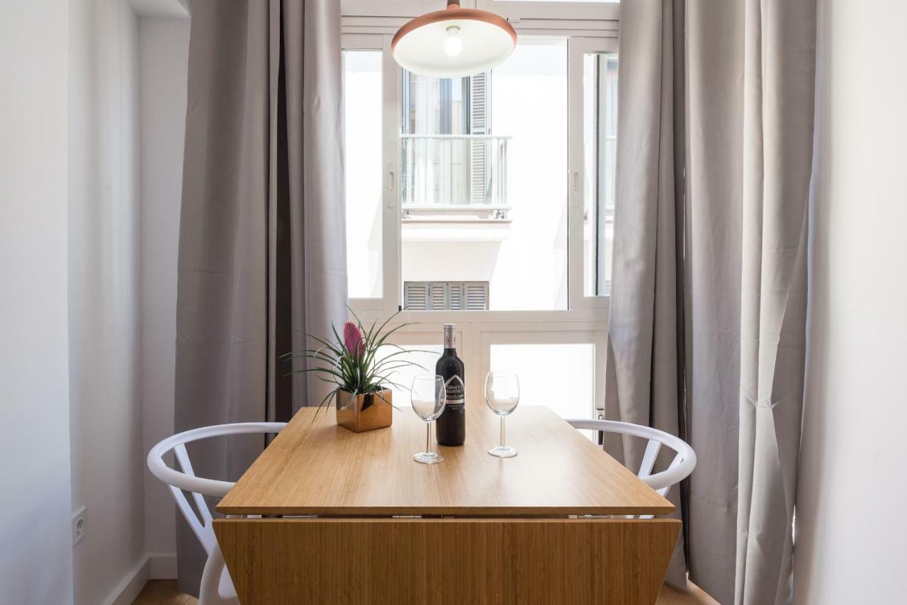 Centrico Apartamento 2 Dorm Малага Екстер'єр фото